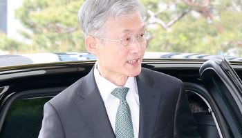조희대 '대법관 서면 제청'에…법조계 "정당 권한" vs "제청권 남용"