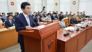 안규백 "北핵무기, 보통 80~120개로 봐"…탈영 의혹엔 "한 점 부끄럼 없다"