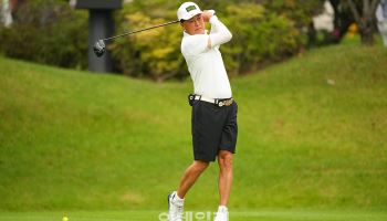 [골프IN화보] '무서운 상승세' 동정운, 한국시니어아마추어선수권 공동 17위 도약