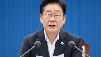 李대통령 “부패 청산에 여야·네 편·내 편 있을 수 없어”