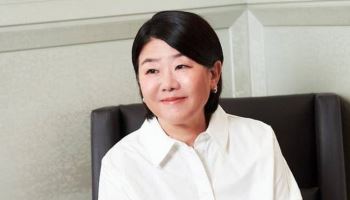“내가 알던 내 얼굴 아냐”… ‘경주기행’ 이정은의 낯선 변신[인터뷰]