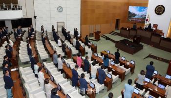 '여소야대' 서울시의회 첫 시정질문…오세훈 시장 압박 예고