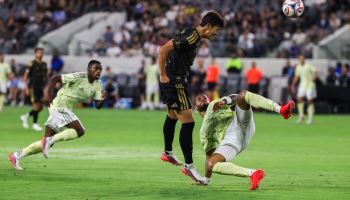 손흥민 6경기 연속 침묵…LAFC '슈팅 34개' 퍼붓고도 무승부
