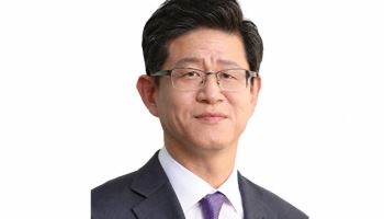 결국 與추천 최길수 특별감찰관 택한 李…‘살아 있는 권력’ 겨눌까