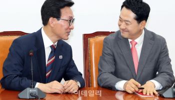 ‘조희대 씨’·‘여자 히틀러’·‘형님 인사’... 초반부터 광폭행보 金