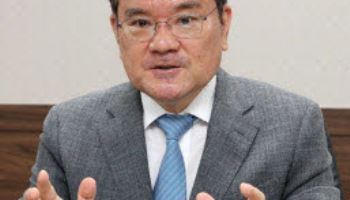 '비핵화 대신 핵동결'…트럼프·김정은 가을담판 가능성