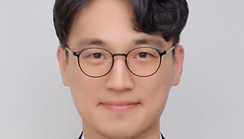 '공룡 경찰'의 민낯, 이제 한 달 남았다 [생생확대경]