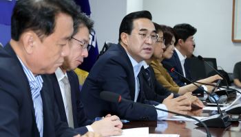 당정, 예산안 협의…"'3대 메가' 등 미래산업 주도권 확보 총력"