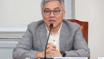 '박상용 분변의혹 제기' 최강욱 등 명예훼손 송치…고소 2년만에 결론