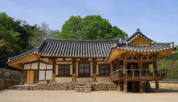 조선시대 성리학자 이언적 가문 묘역과 제례 공간, 국가민속문화유산 등재