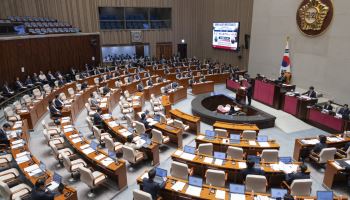국회 예결위서 세제개편안 공방…野 "역대 최악" 비판