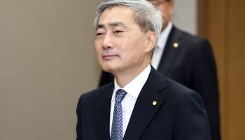 신현송 “원화 추가 강세 여지”…환율 1370원 후반대 하락 지속