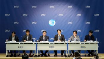 한은 “반도체 확장 내년 상반기까지…소비·고용 파급효과 커질 것”[일문일답]