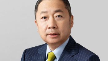 두산 박정원 "직원 안전 확인·무사 귀환 최우선 과제…전사적 역량 집중"