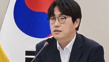 모티프 논란에…하정우 "프론티어AI 방향성 재고·국가역량 결집 필요"