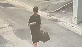 시신 훼손 뒤 검은 봉지 든 정창성…휴대폰 보며 '태연'