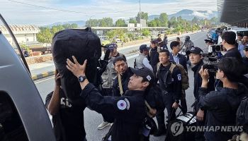 한국 긴급구호대, 하루 당겨 오늘 ‘수색 숙영지’로 이동해 본격 수색