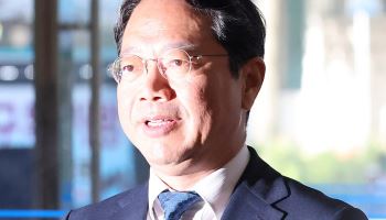 [속보] 김승원, 李사건 공소취소에 “장관 지휘권 행사 생각 전혀 없다”