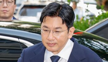 [속보]'2631억 부당이득' 방시혁 검찰 송치
