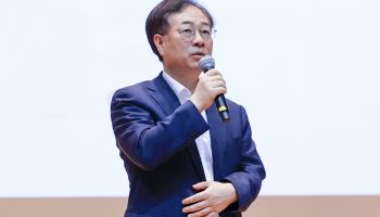 "수출 호조, 기술 中企 성장으로 이어가는 것이 기보 역할"