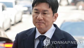 "주주 속여 2631억 부당이득"…방시혁 검찰 송치