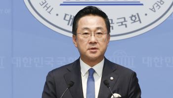 與 "장동혁, 이승만연구원과도 회동…국힘판 리박스쿨"