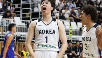 이현중, 포틀랜드와 비보장 계약…NBA 진출 발판 마련했다