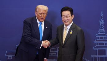 트럼프 압박에 ‘9월 시계’…韓, MOU 무시하고 투자·파병 속도전