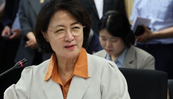 李지지율 떨어진 게 '검찰개혁' 때문?…추미애의 진단
