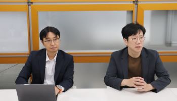 “네이버AI는 방어, LG AI는 공격”…700B급 보안AI 2개 만든다 