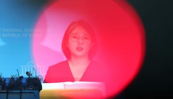 與 "용혜인, 국민 눈높이서 엄중히 바라볼 것…평가·의견 취합"