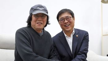 최휘영, 이창동 베니스 심사위원대상 수상에 "한국영화사 위대한 이정표"