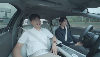 현대 자율주행차 직접 탄 박민우 사장…"잘했지만 아직은 아쉬워"