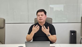 “단순작업 넘어 서비스 제공까지…스마트폰처럼 1인 1로봇 시대 올 것”