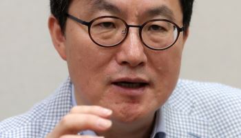 "신입 회계사 선발, 수급 균형 때까지 연간 100~200명 축소 합리적"[만났습니다①]