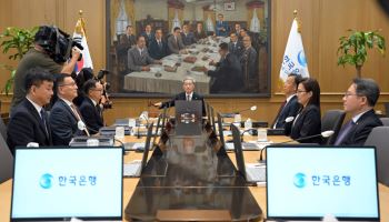 "러·우 전쟁 땐 2%까지 31개월"…물가 전쟁에 고금리도 장기화하나