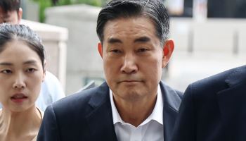 '계엄 정당화 메시지' 신원식 1심 "지시받은 적 없다"