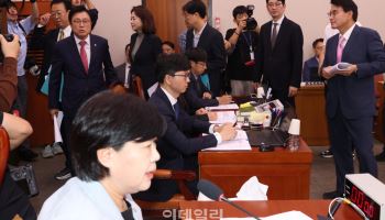 법사위, 김승원 인사청문보고서 채택…국힘은 퇴장