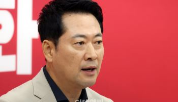 장동혁 "李, 생각 하나도 안 바뀌어…현란한 말재간만 남아"