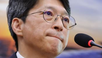 “실패 아니다”는 홍지선 기본주택, 왜 국회 못 넘었나[부동산취재로그]