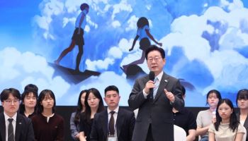 10주 만에 하락세 멈춘 李 지지율…34.8%로 반등[리얼미터]