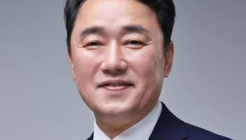 박용찬 “강신철 임명, 대국민 선전포고·이적행위”