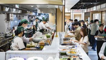 아워홈, 뷔페 ‘테이크’ 확장 속도…불닭 이어 텍스트힙으로 '차별화'