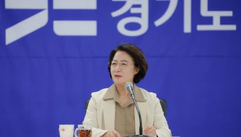 재정위기는 대권용? 추미애 “그런 야바위 해본 적 없다”