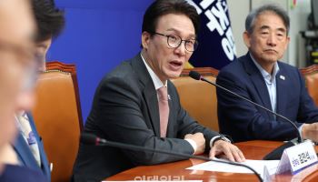 김민석, 조희대에 “본인이 하면 합헌, 대통령이 하면 위헌인가”