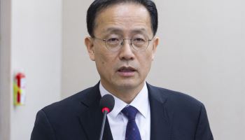 이형일號 2기 경제팀 출범…‘성과 체감 성장’ 시험대