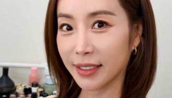 '연예계 최고령 산모' 한다감, 46세에 첫 아들 출산