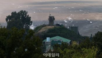 DMZ 사고·北포로 송환 관련 공세에…민주 "음모론 멈춰야"