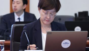 김현지 청와대 제1부속실장 부친상