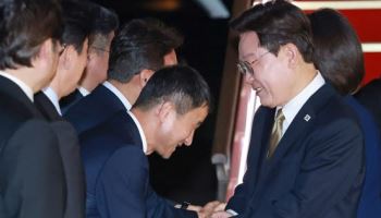 외교성과 대신 ‘개혁’ 꺼낸 李…“댓글·좋아요도 실천”